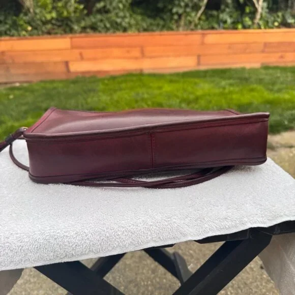 Auth Vintage Coach Burgundy Basic 9455 NYC Clutch Shoulder Bag - Picture 9 of 14